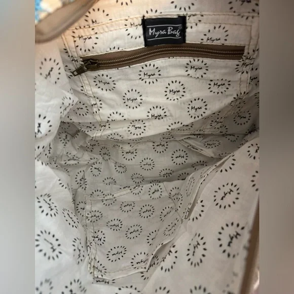 Myra Bag-San Ysidro Falls Floral Weekender Bag - Picture 4 of 15